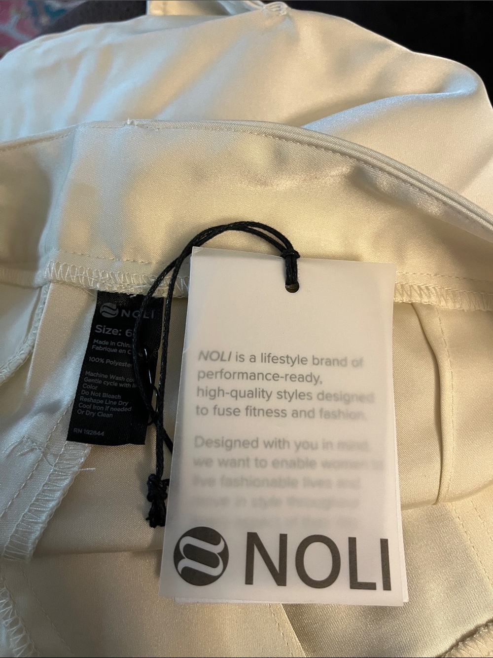 NOLI Milan Satin Cargo Pants - Picture 4 of 4